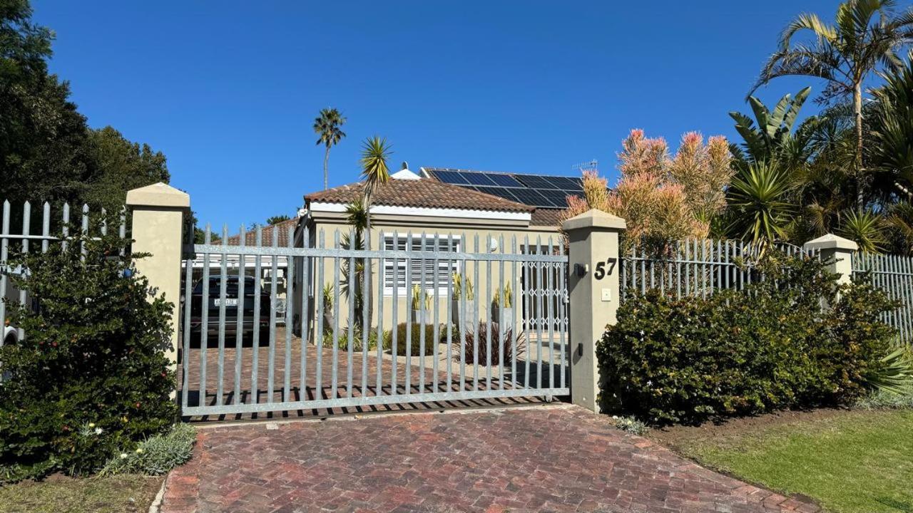 Plett57 - Self Catering - Room No1 普勒滕贝格湾 外观 照片